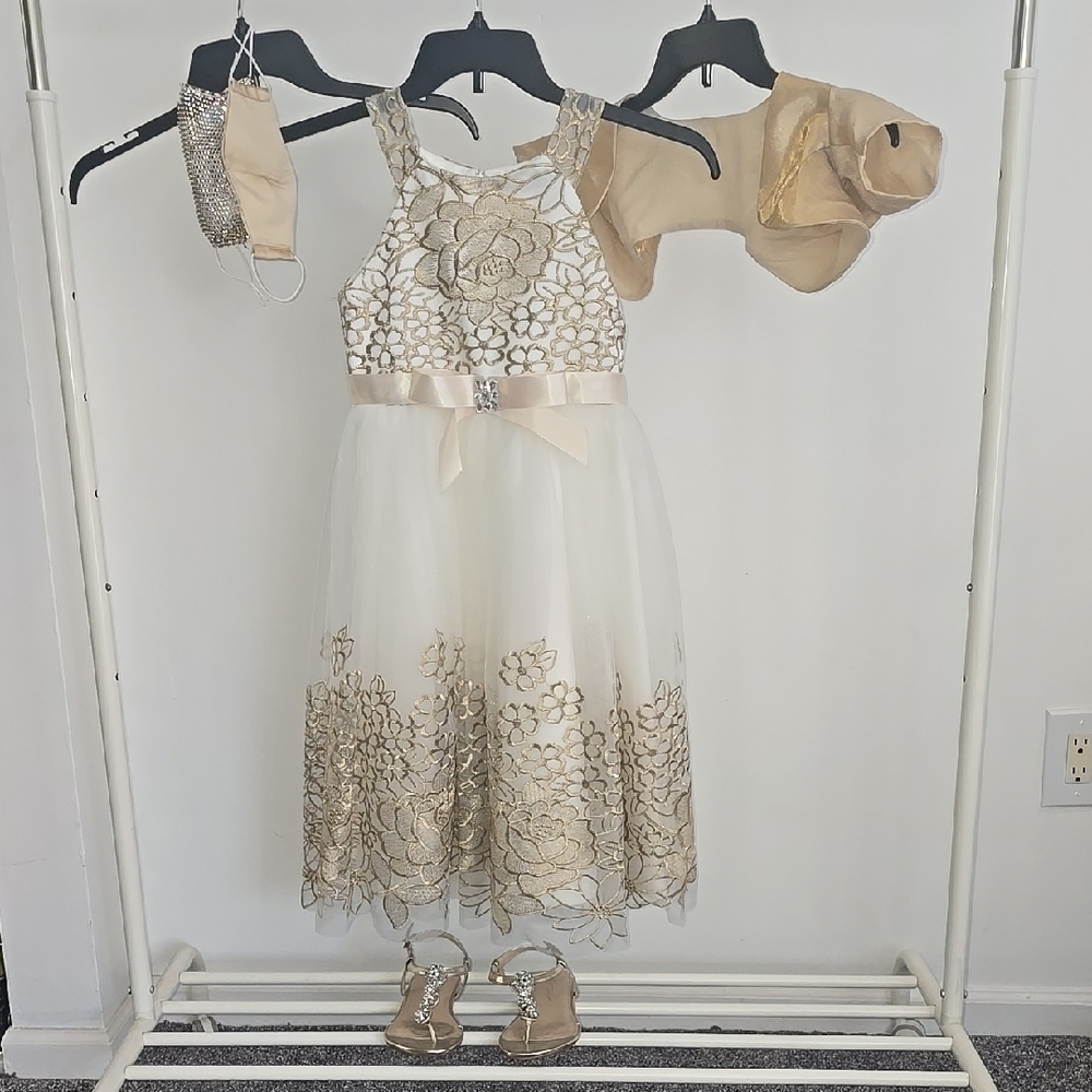 Elegant Gold and Cream Floral Dress w/Accessories - Graduation